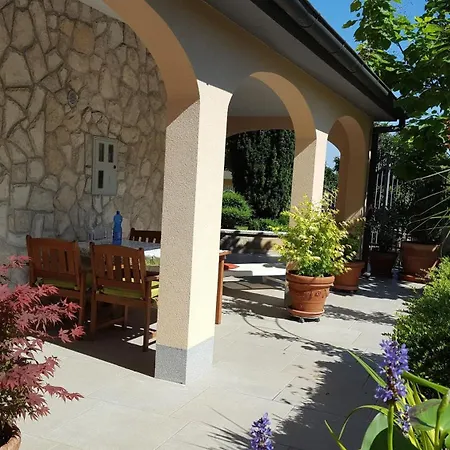 In Mit Garten, Terrasse Апартаменты Банджоле