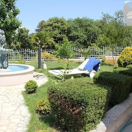 In Mit Garten, Terrasse *